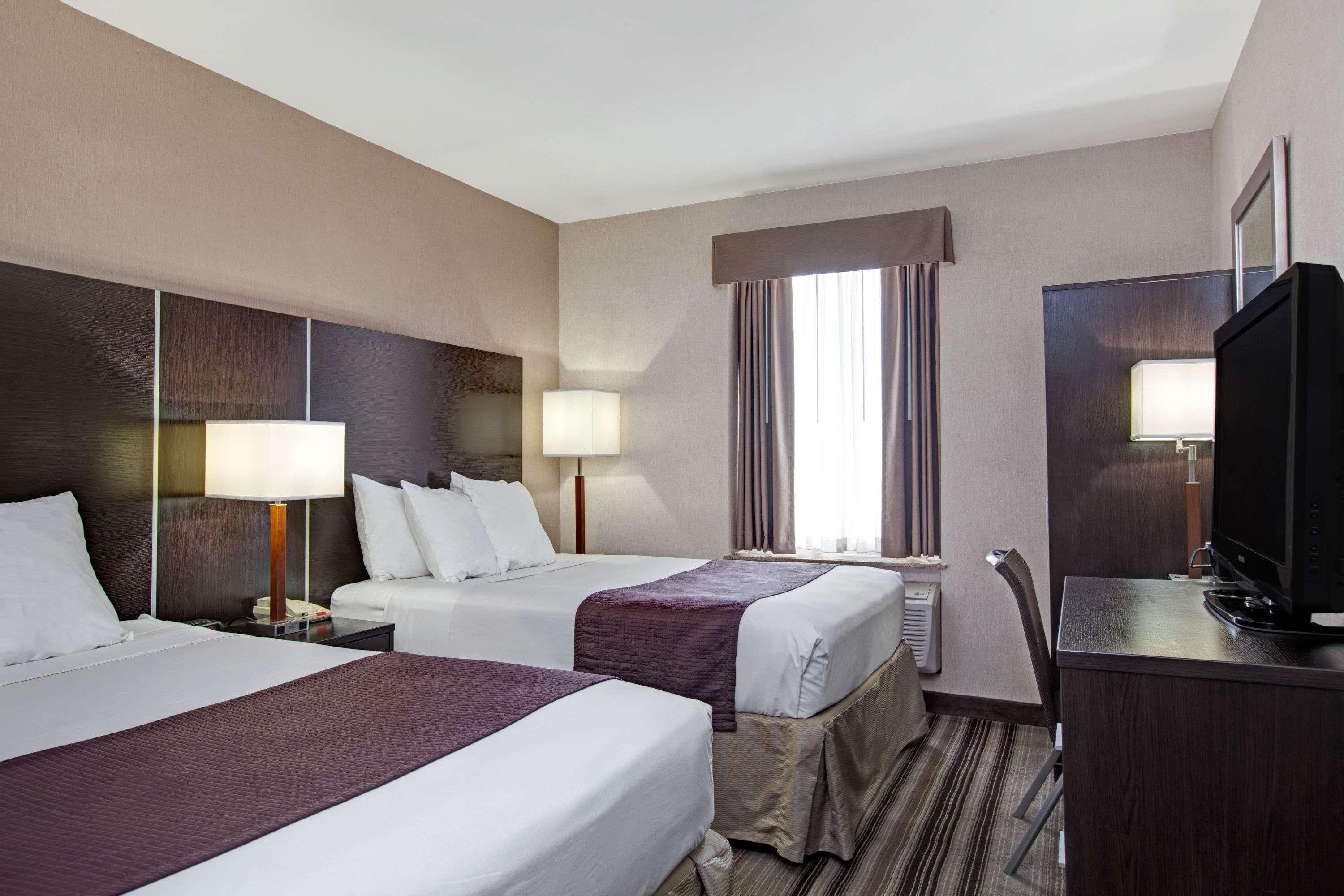 Days Inn by Wyndham Jamaica / JFK Airport New York Bagian luar foto